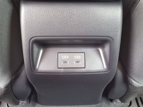 Used 2026 Toyota Corolla LE FWD image 15