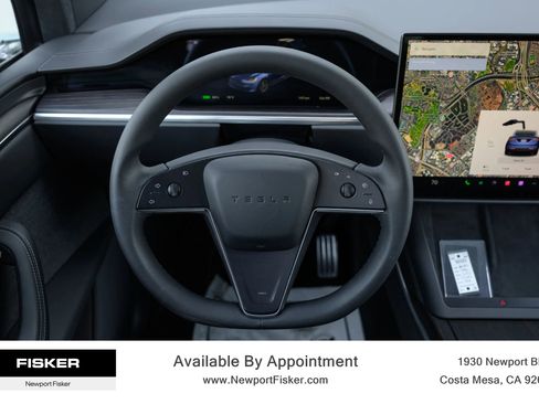 Used 2024 Tesla Model X image 20