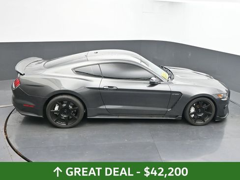 Used 2017 Ford Mustang Shelby GT350 image 42
