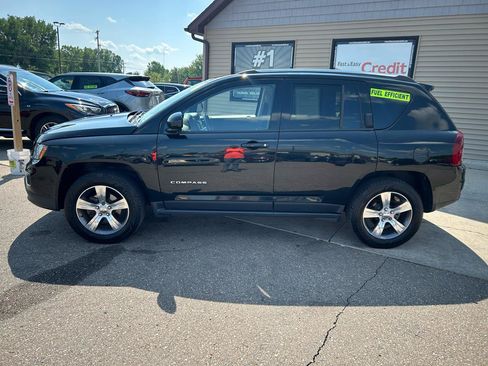 Used 2017 Jeep Compass High Altitude AWD/4WD image 8