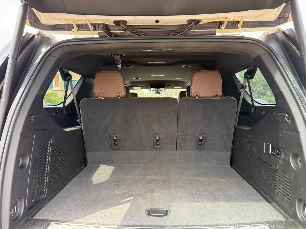 Used 2021 Chevrolet Suburban High Country AWD/4WD image 27