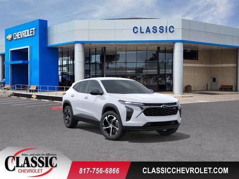 New 2026 Chevrolet Trax RS FWD image 1