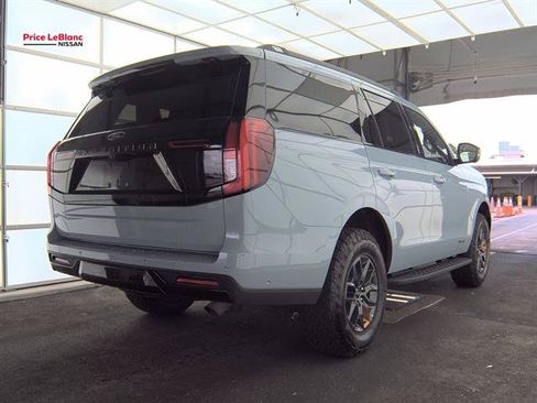 Used 2025 Ford Expedition Tremor AWD/4WD image 5