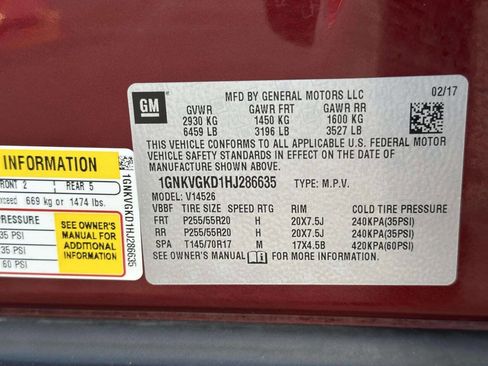 Used 2017 Chevrolet Traverse LT w/ Style and Technology Package AWD/4WD image 24