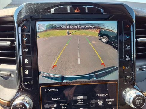 Used 2019 RAM 1500 Limited image 9