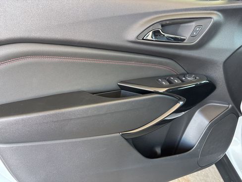 New 2026 Chevrolet Trax RS image 9