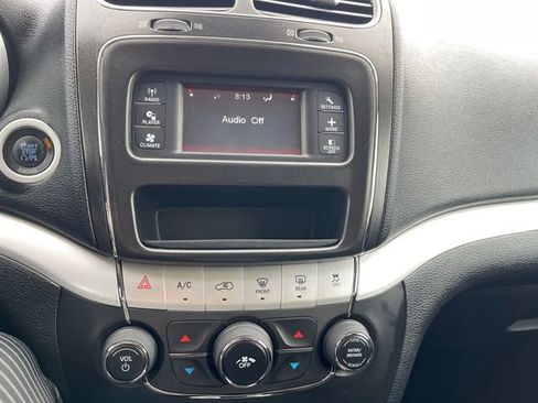 Used 2011 Dodge Journey Mainstreet w/ Popular Equipment Group AWD/4WD image 22