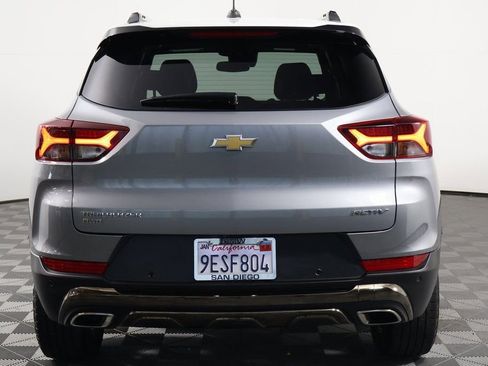 Used 2023 Chevrolet TrailBlazer ACTIV w/ Sun and Liftgate Package image 5