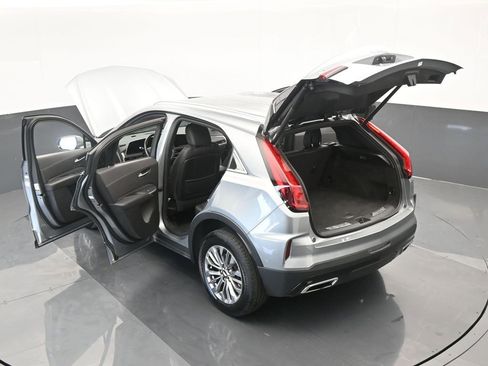 Used 2024 Cadillac XT4 Premium Luxury image 65