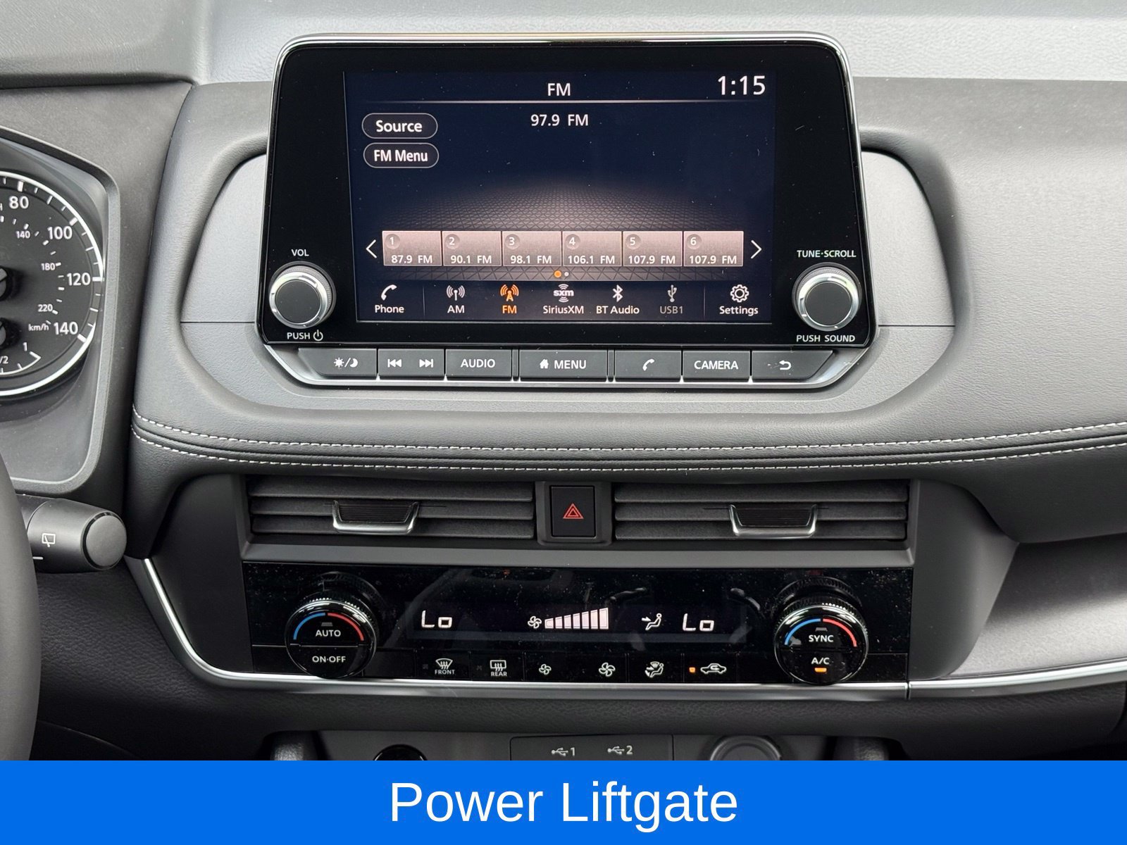 Used 2025 Nissan Rogue SV AWD/4WD image 25