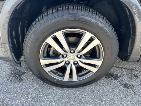 Used 2017 Honda Pilot EX image 7