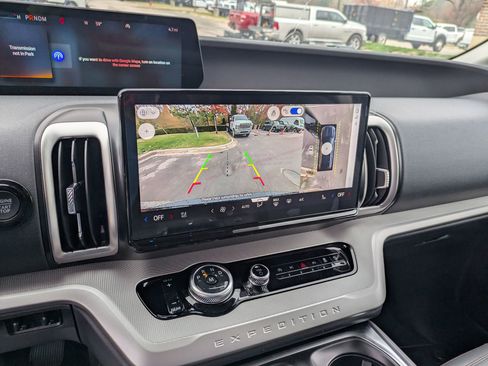 New 2025 Ford Expedition Max Active image 23