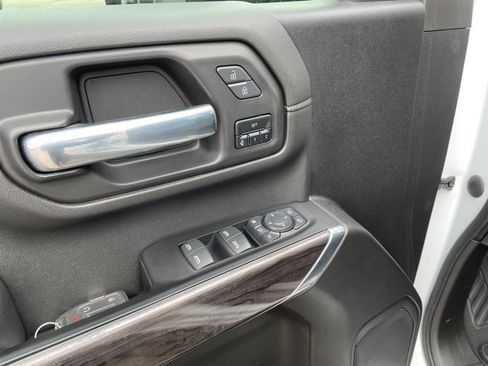 Used 2022 Chevrolet Silverado 2500 LTZ w/ LTZ Plus Package image 14