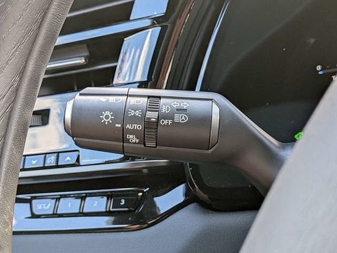 Used 2025 Lexus RX 350h w/ Accessory Package (K3) AWD/4WD image 28