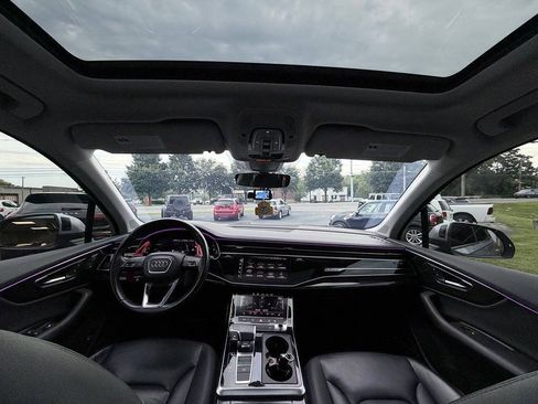 Used 2020 Audi Q7 3.0T Premium Plus AWD/4WD image 27