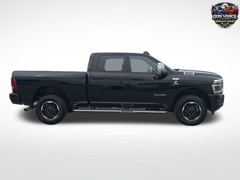 Used 2026 RAM 3500 Laramie AWD/4WD image 7