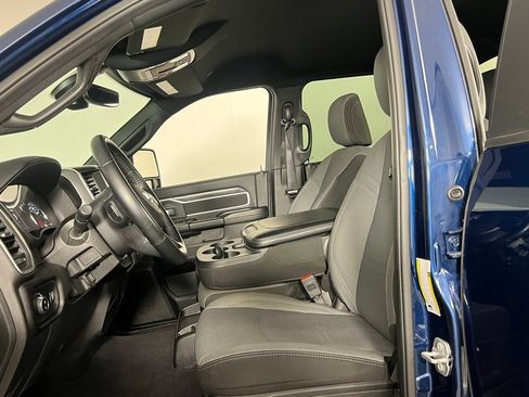 Used 2024 RAM 2500 Big Horn w/ Bed Utility Group image 18