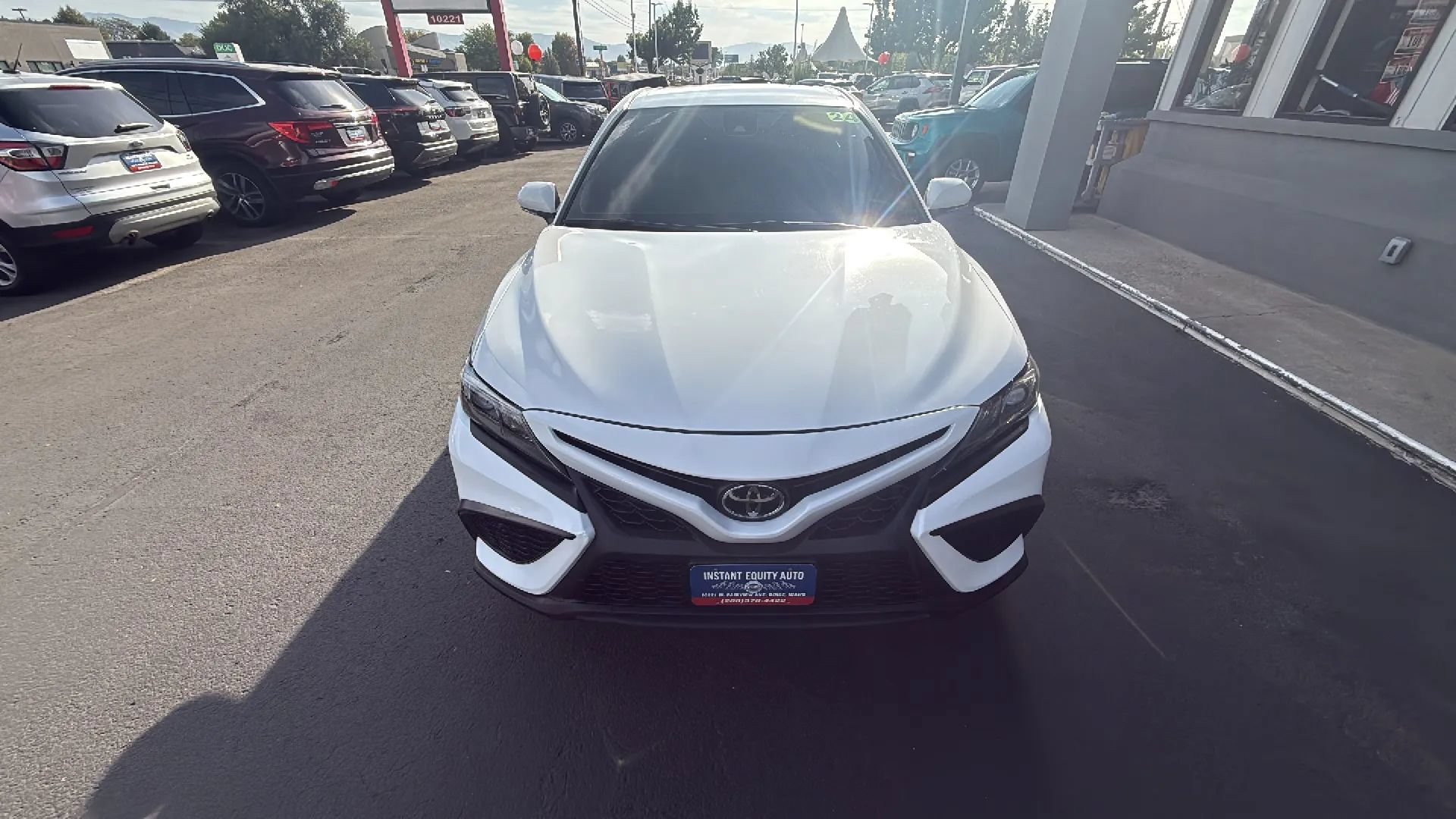 Used 2024 Toyota Camry SE FWD image 8