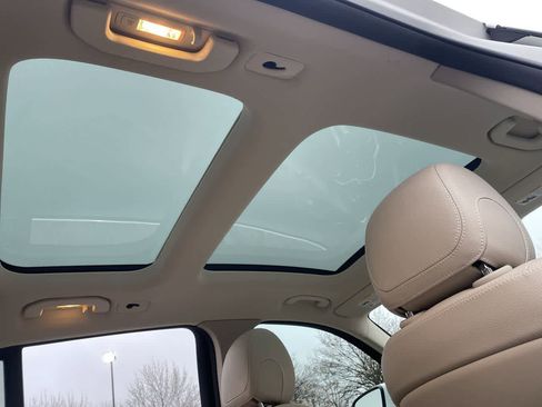 Used 2022 Mercedes-Benz GLC 300 4MATIC image 21