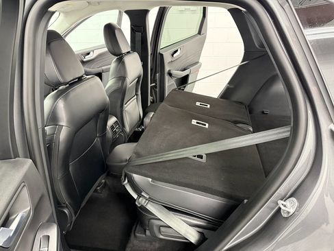 Used 2025 Ford Escape Platinum AWD/4WD image 13