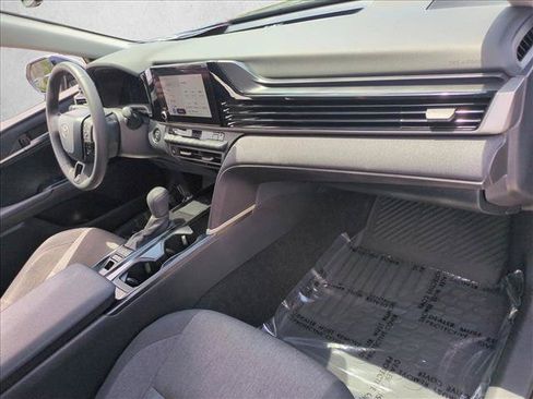 Used 2026 Toyota Camry LE w/ Convenience Package FWD image 21