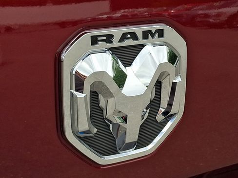 Used 2024 RAM 3500 Laramie AWD/4WD image 31