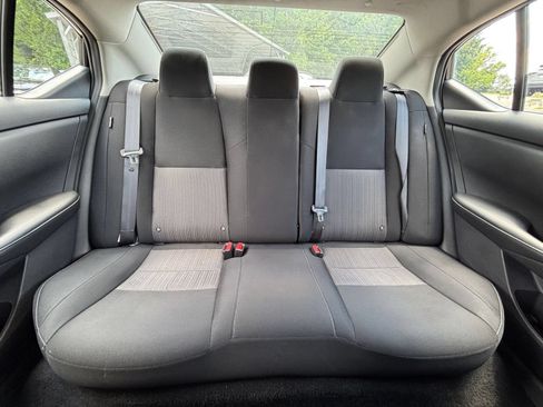 Used 2025 Nissan Sentra SV FWD image 34