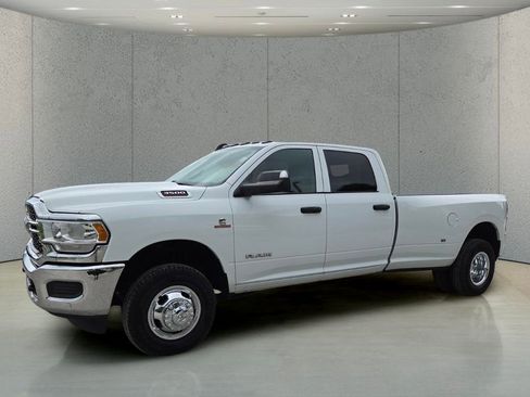Used 2022 RAM 3500 Tradesman AWD/4WD image 7