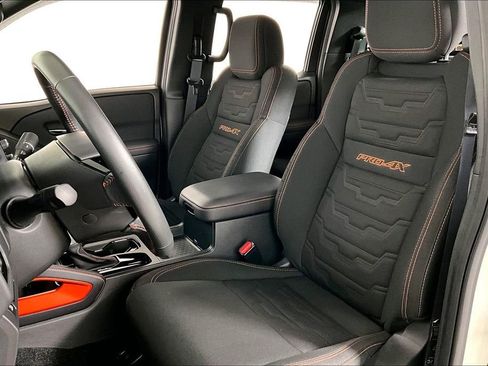 Used 2024 Nissan Frontier PRO-4X w/ Off-Road Protection Package image 25