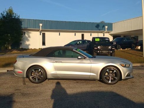 Used 2015 Ford Mustang Convertible w/ Equipment Group 051A image 3