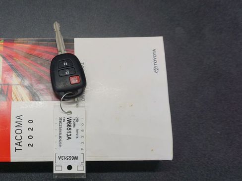 Used 2020 Toyota Tacoma SR5 w/ Technology Package image 17