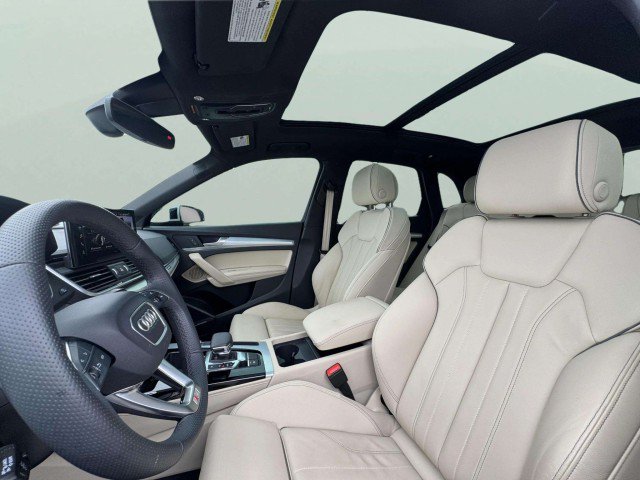Certified 2024 Audi Q5 2.0T Premium Plus AWD/4WD image 12