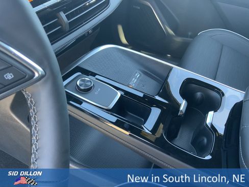 New 2026 Buick Enclave Sport Touring w/ Super Cruise Package image 8