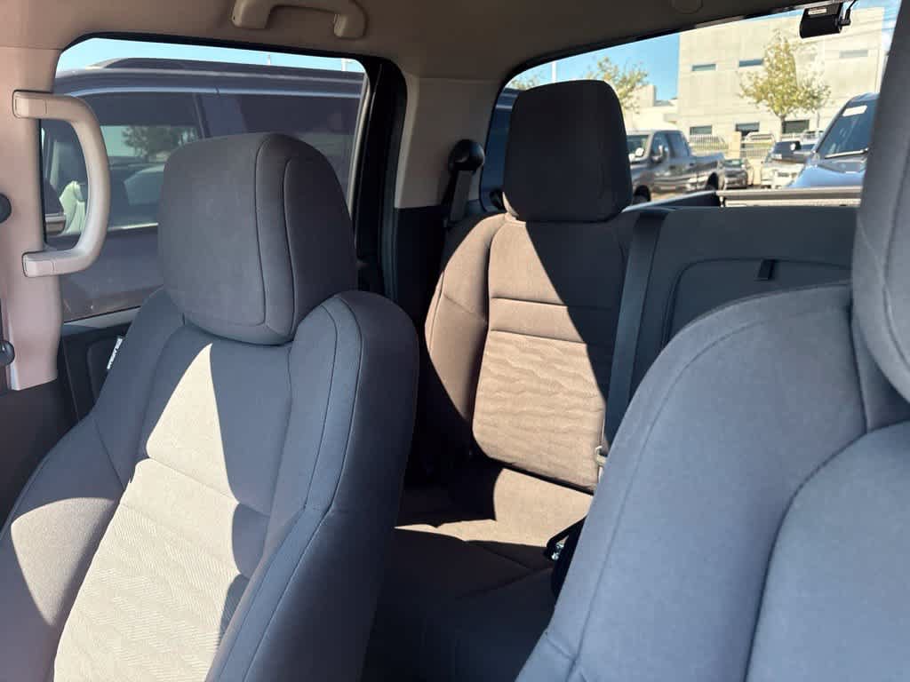 Used 2022 Nissan Frontier S w/ Technology Package RWD image 5