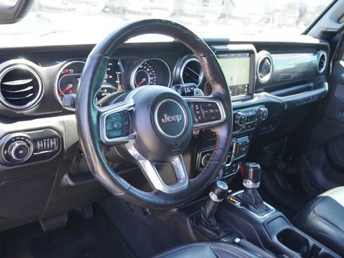 Used 2021 Jeep Wrangler Unlimited Rubicon w/ Xtreme Recon 35" Tire Package AWD/4WD image 26