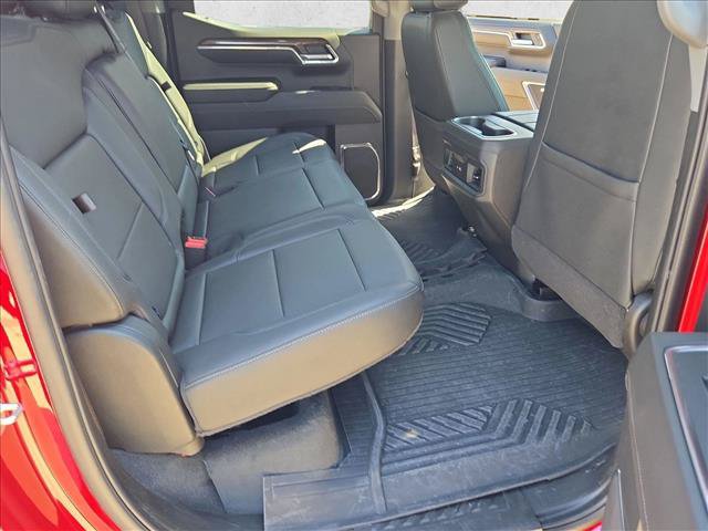 Used 2024 Chevrolet Silverado 1500 LT Trail Boss w/ Convenience Package II AWD/4WD image 20