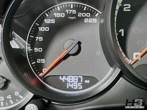 Used 2018 Porsche 911 Turbo S image 11