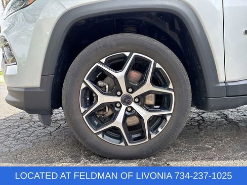 Used 2025 Jeep Compass Limited AWD/4WD image 31