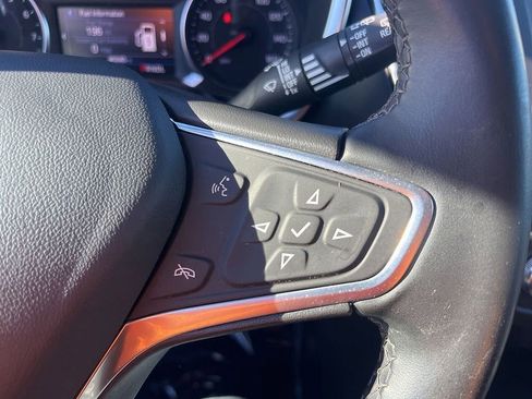 Used 2023 Chevrolet Equinox LT image 18