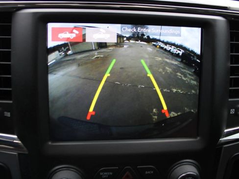 Used 2018 RAM 2500 Laramie w/ Sport Appearance Group image 32