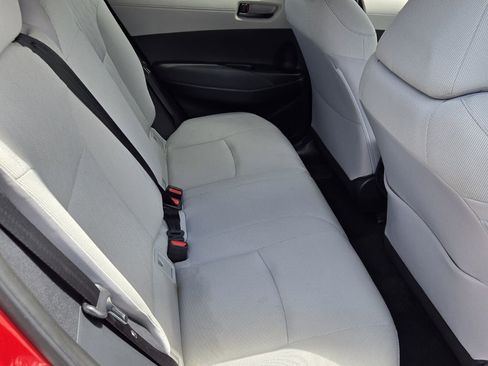 Used 2023 Toyota Corolla Cross LE image 17