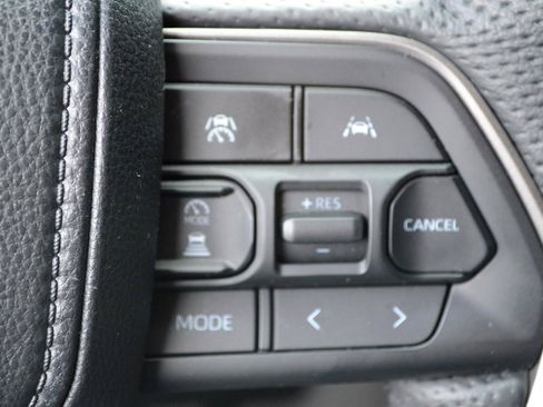 Used 2024 Toyota Tacoma TRD Off-Road w/ TRD Off Road Upgrade Package AWD/4WD image 28