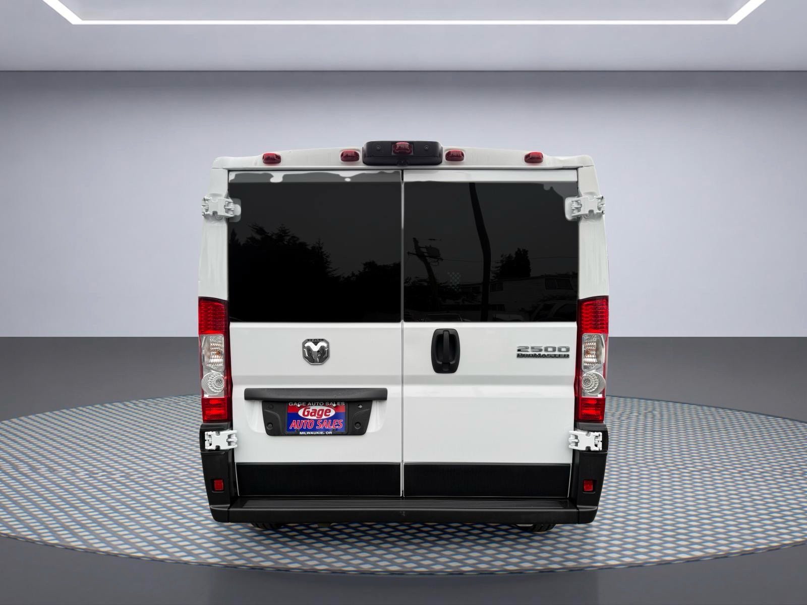 Used 2025 RAM ProMaster 2500 w/ U-Haul Equipment Group FWD image 5