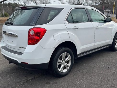 Used 2015 Chevrolet Equinox LS image 10