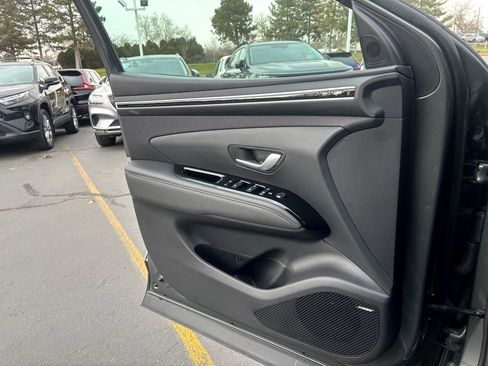 Used 2024 Hyundai Tucson Limited image 12