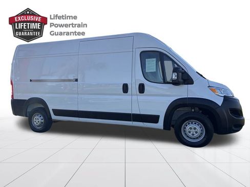 Used 2025 RAM ProMaster 2500 w/ Convenience Group FWD image 7
