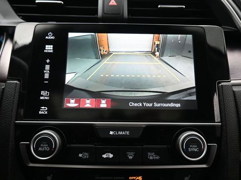 Used 2018 Honda Civic Touring image 20