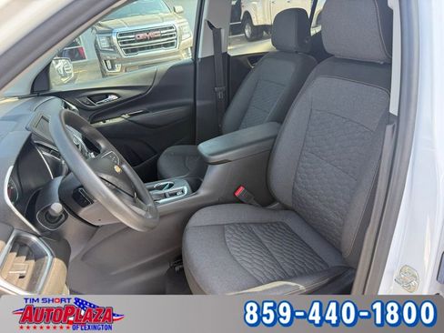 Used 2021 Chevrolet Equinox LT image 3
