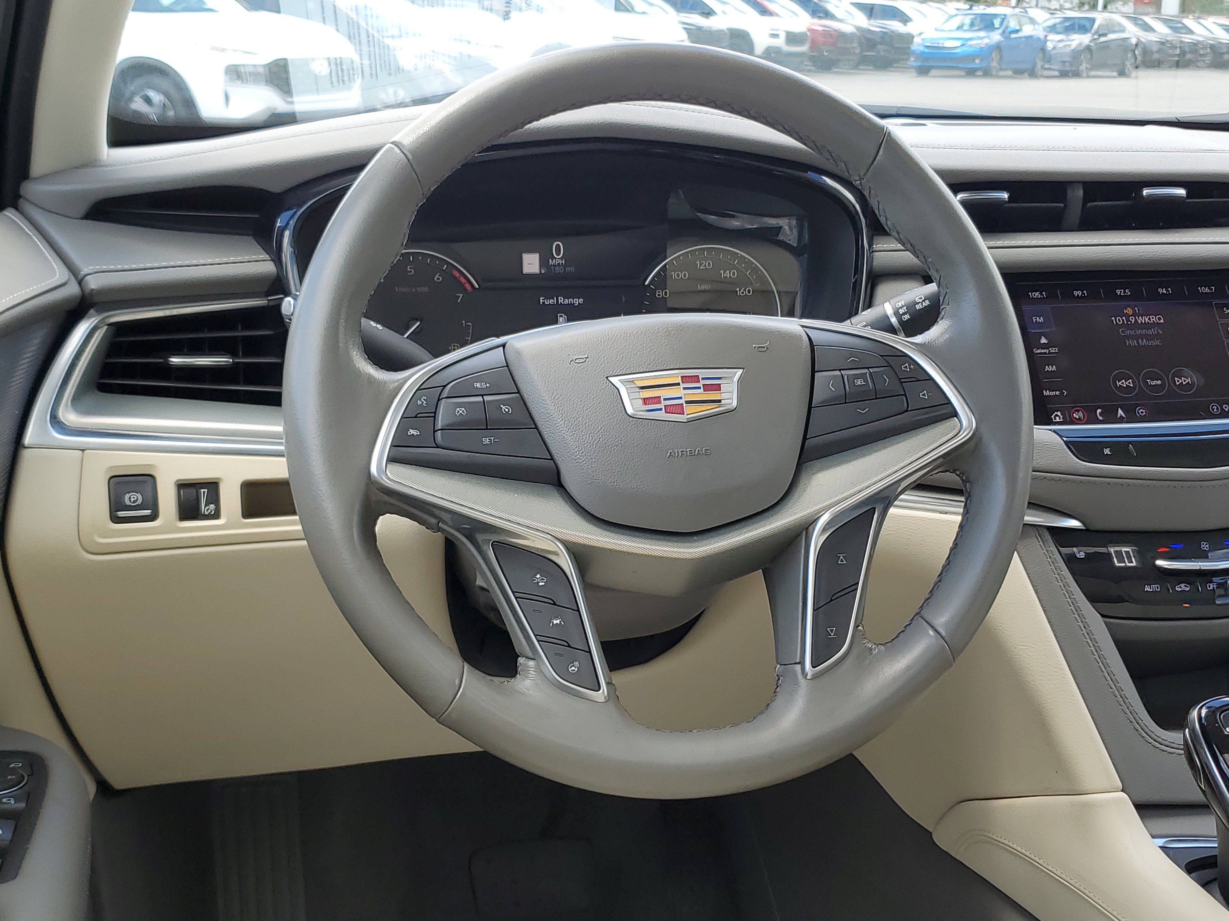 Certified 2023 Cadillac XT5 Premium Luxury AWD/4WD image 12