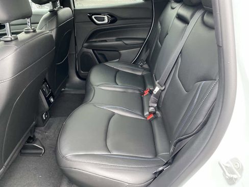 New 2026 Jeep Compass Limited image 7